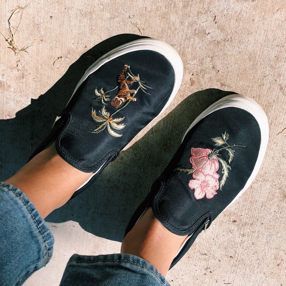 black flower vans shoes